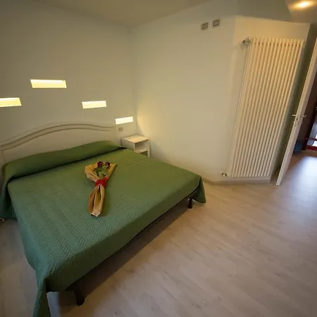 Residenza Il Gelsomino דירה Cantello